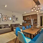Urbanflat 75 - Grand Near Jardin Du Luxembourg Апартаменты *