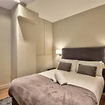 Апартаменты Urbanflat 75 - Grand Near Jardin Du Luxembourg Париж