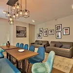 Urbanflat 75 - Grand Near Jardin Du Luxembourg Апартаменты *
